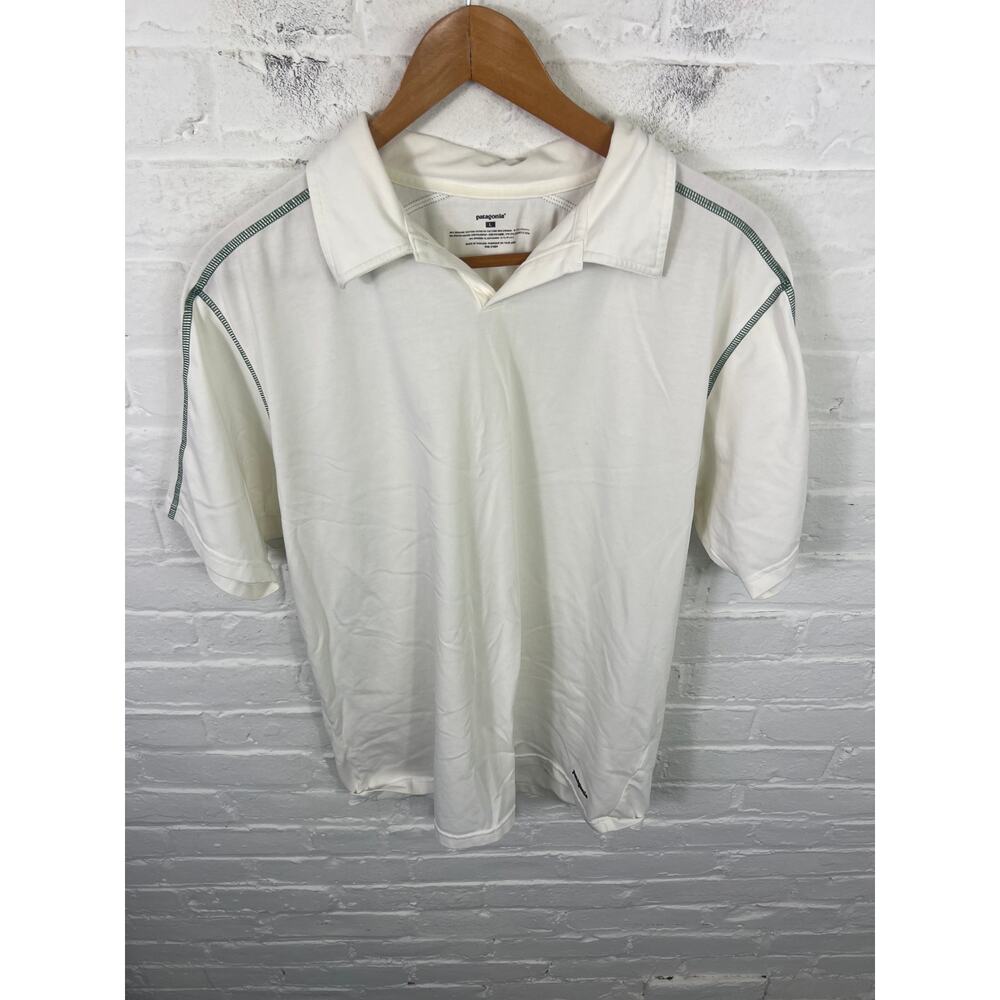 Patagonia Men's Classic Fit Sports Polo Shirt Short Sleeve White Size Large